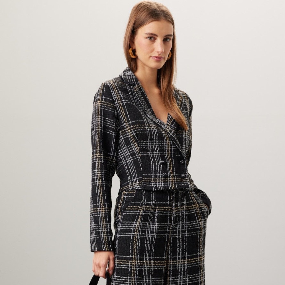 Slate & Willow Tweed Cropped Blazer